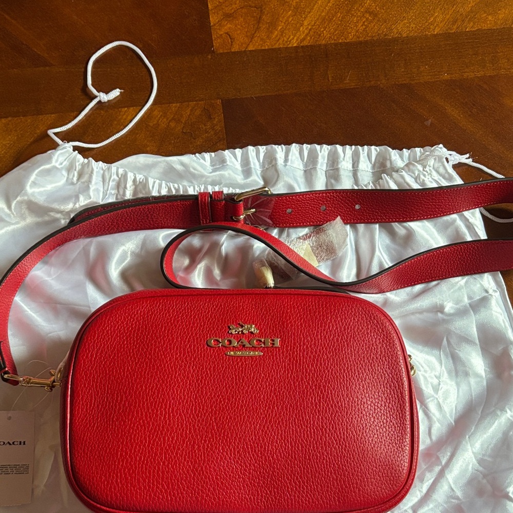 Coach Electric Red Leather Jamie camera Crossbody Bag